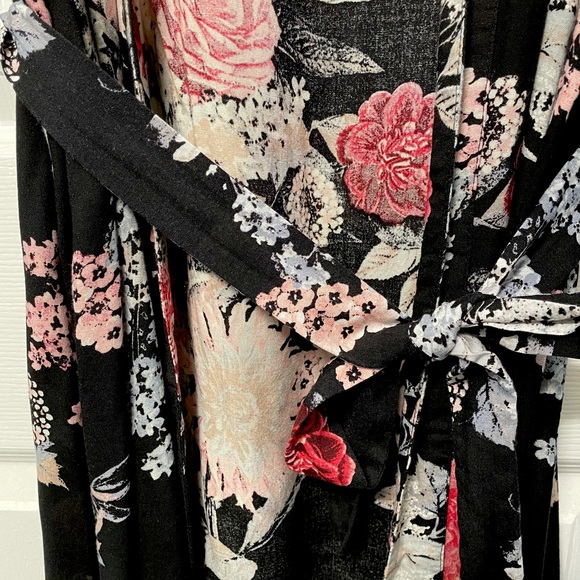 Vero Moda Long Floral Cardigan (with belt) - Picture 6 of 6